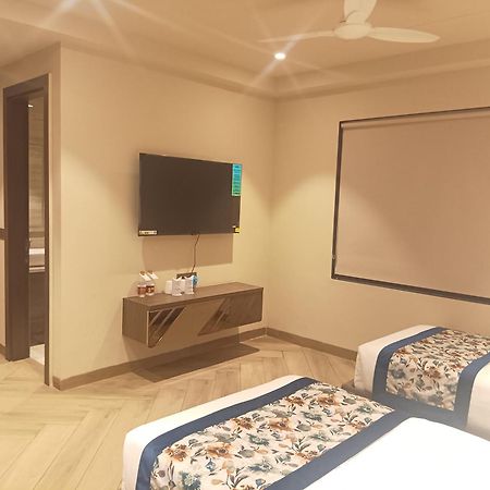 Hotel Cullinan By Qotel Janakpuri Delhi (National Capital Territory of India) Exterior foto