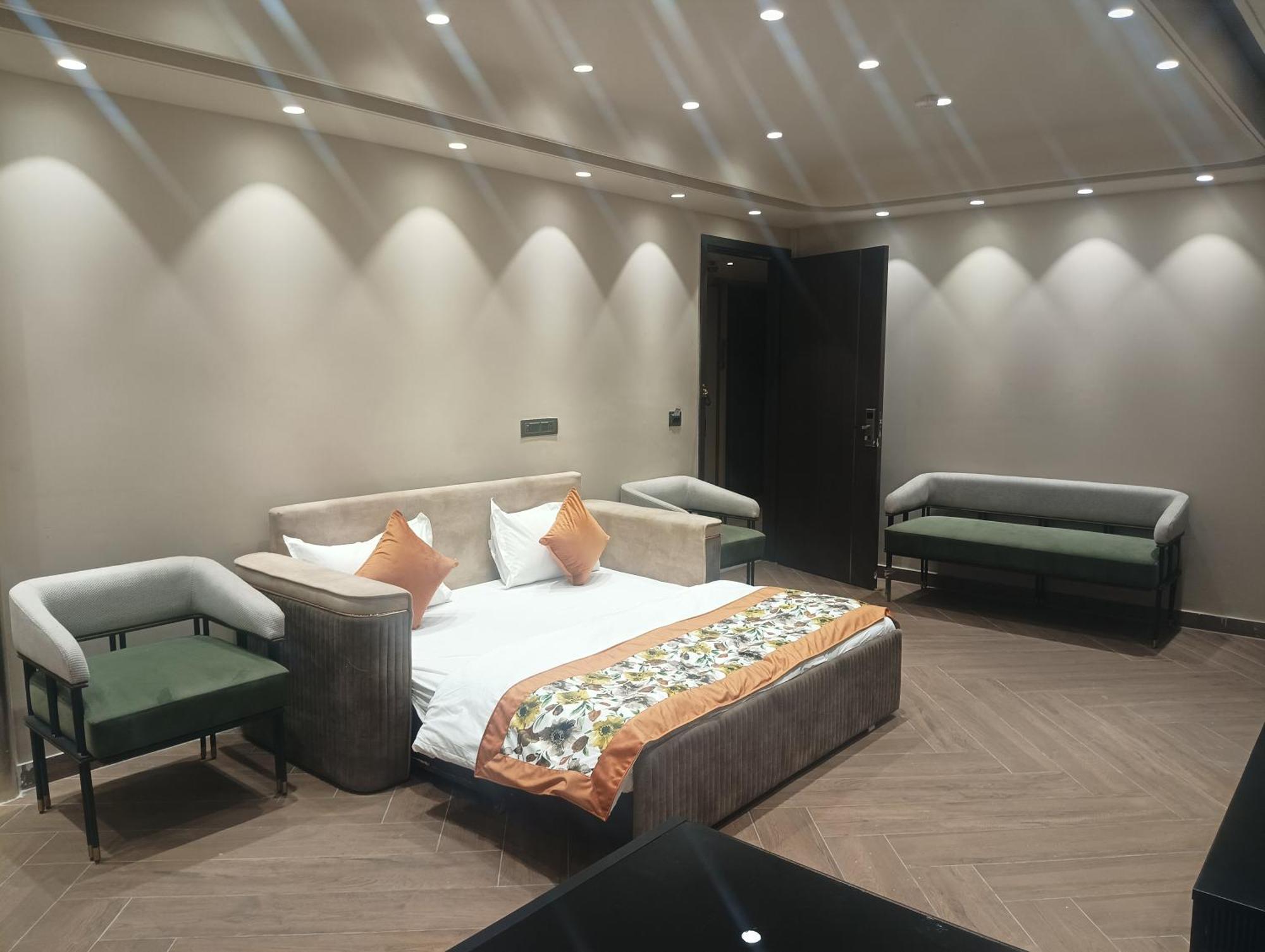 Hotel Cullinan By Qotel Janakpuri Delhi (National Capital Territory of India) Exterior foto