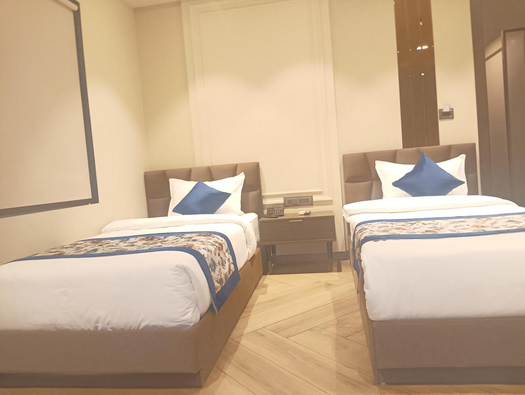 Hotel Cullinan By Qotel Janakpuri Delhi (National Capital Territory of India) Exterior foto