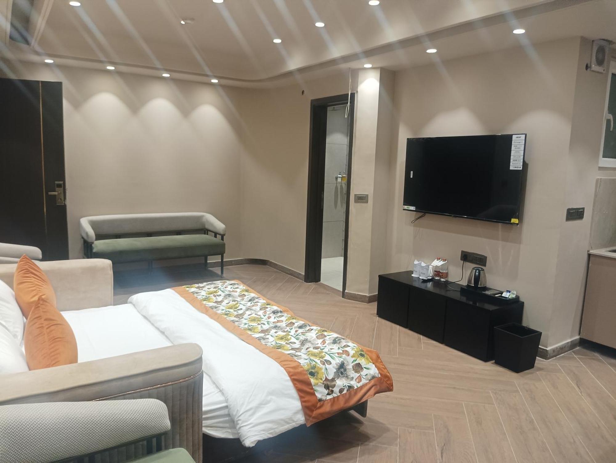 Hotel Cullinan By Qotel Janakpuri Delhi (National Capital Territory of India) Exterior foto