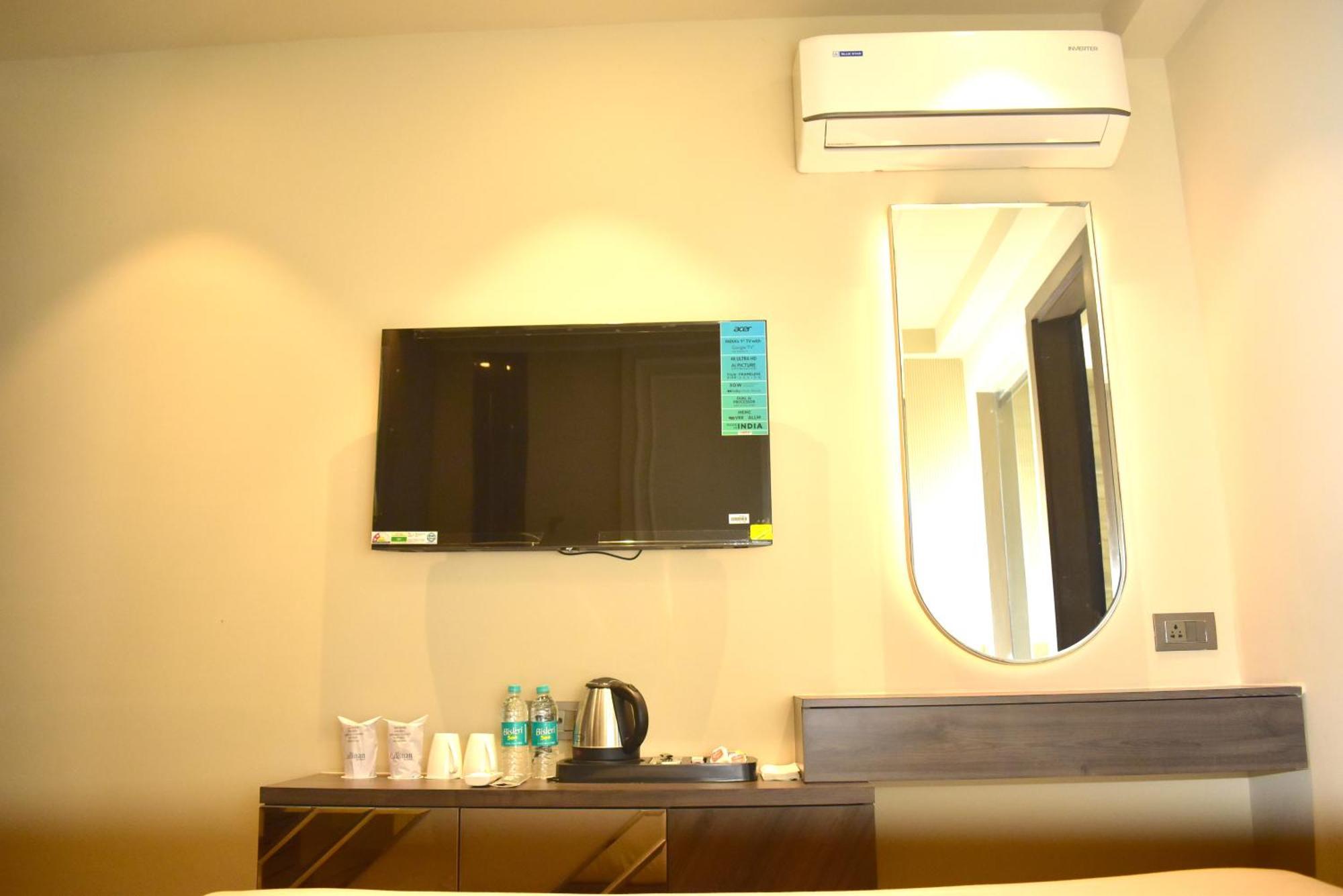 Hotel Cullinan By Qotel Janakpuri Delhi (National Capital Territory of India) Exterior foto