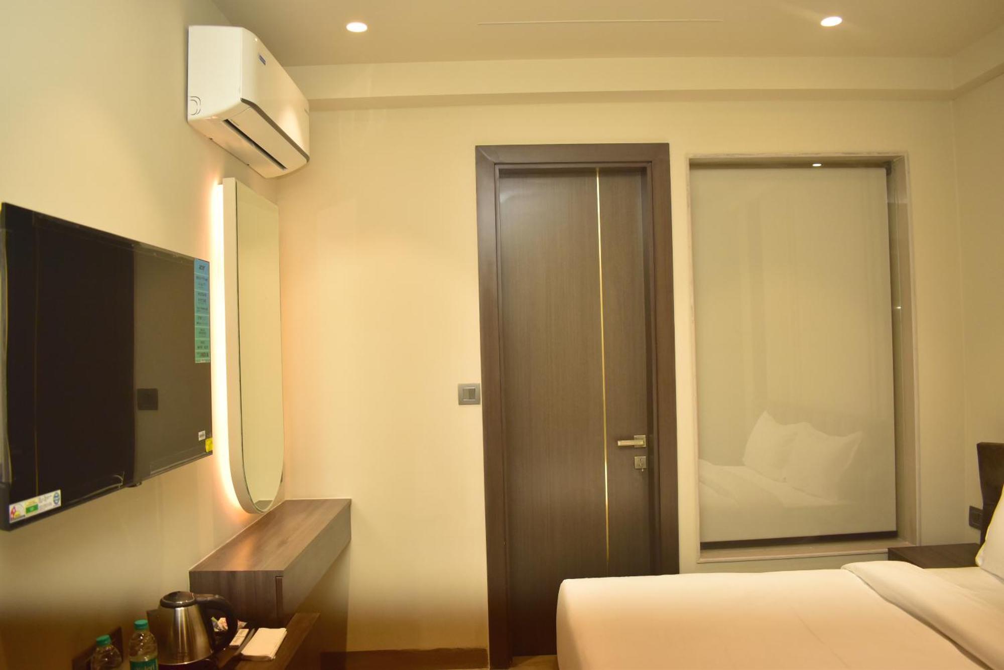 Hotel Cullinan By Qotel Janakpuri Delhi (National Capital Territory of India) Exterior foto